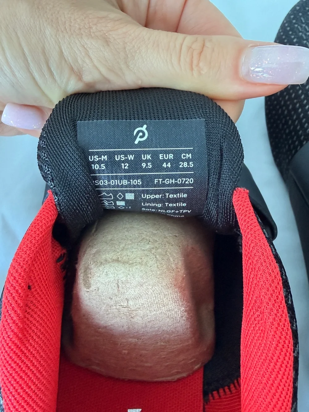 Peloton Men’s Black Cycling Shoes with Red Interior